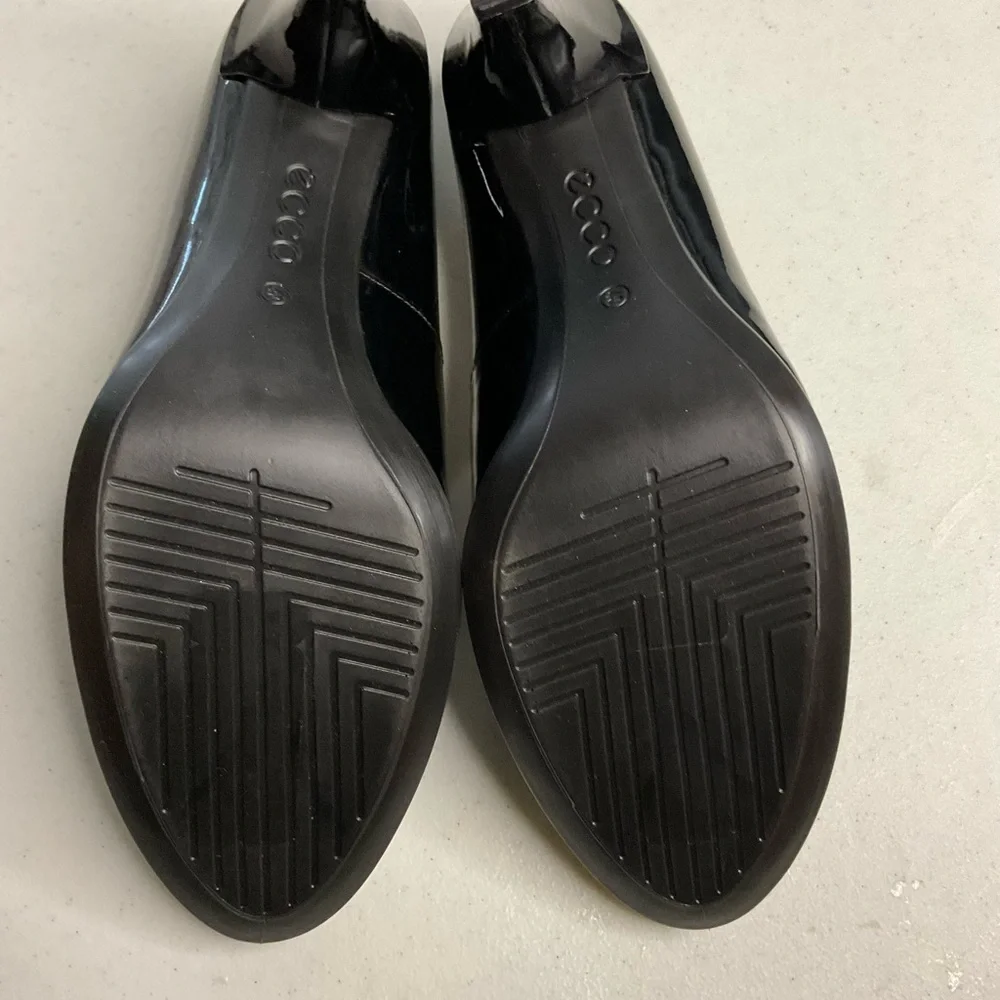 Ecco classic timeless